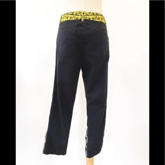 W118 Walter Baker Cropped Pants BW & Yellow - Picture 6 of 8